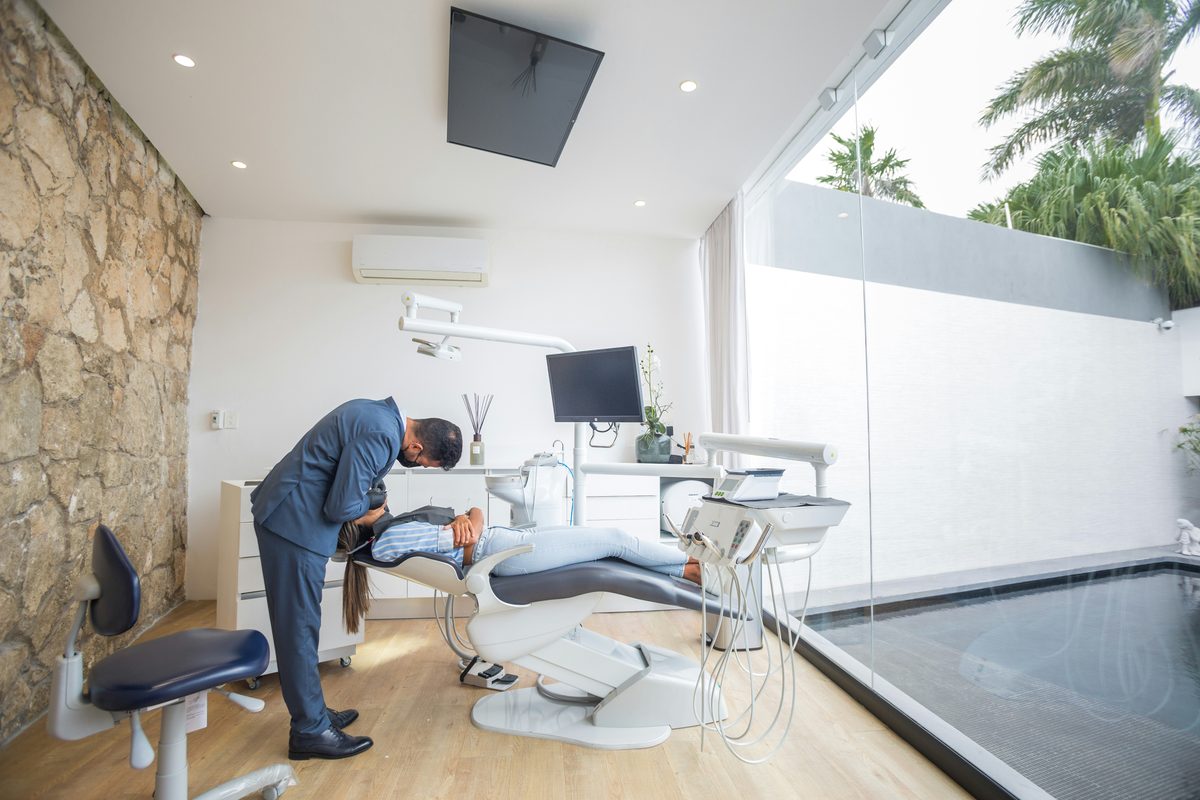 Clínica dental DentaLux Madrid